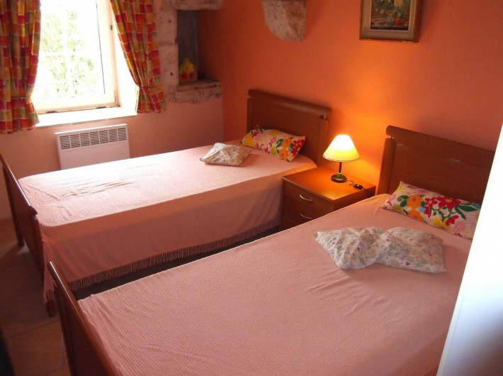 Location de vacances - Maison - Villa à Lauzerte - Chambre à deux lits simple