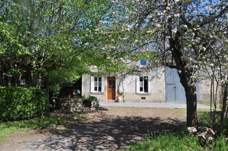 Location de vacances - Maison - Villa à Nouzerolles - façade côté rue