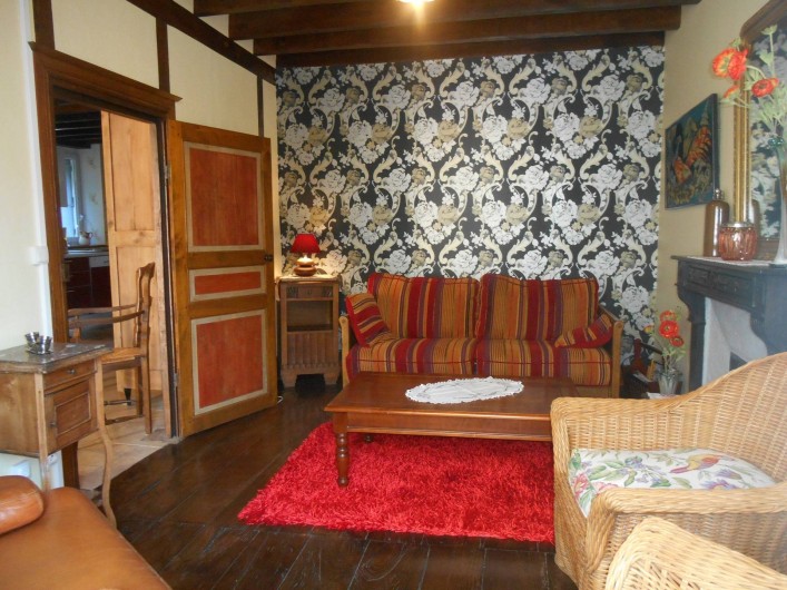 Location de vacances - Maison - Villa à Nouzerolles - Salon rez-de-chaussée attenant à la salle à manger