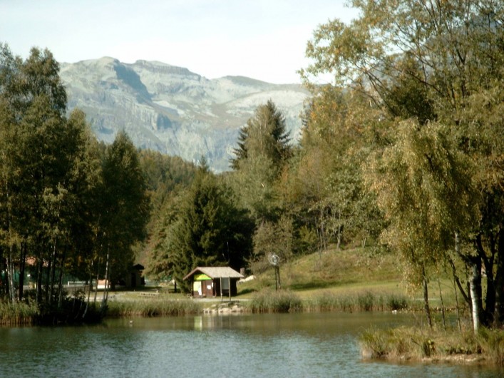Location de vacances - Appartement à Les Houches - Le lac DES CHAVANTS