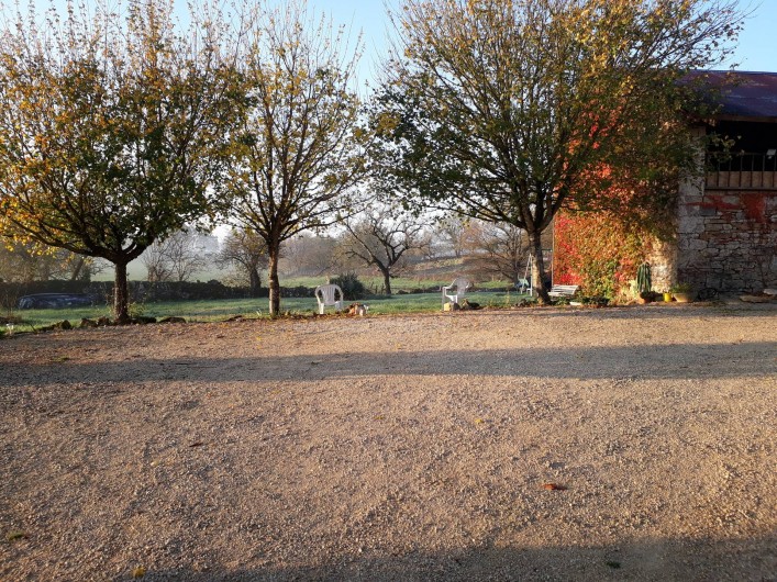 Location de vacances - Gîte à Martiel - Clos du Trep, parking