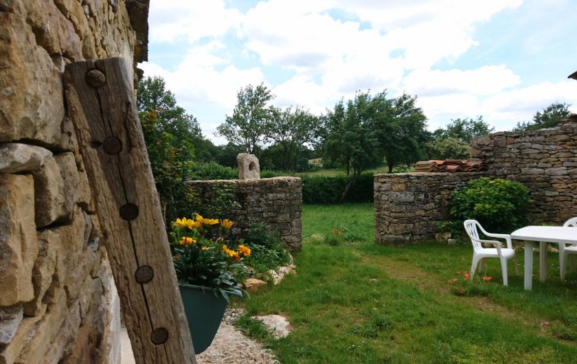 Location de vacances - Gîte à Martiel - Gîte Rosa, jardin privé