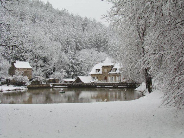 Location de vacances - Gîte à La Rouquette - Sous la neige ...