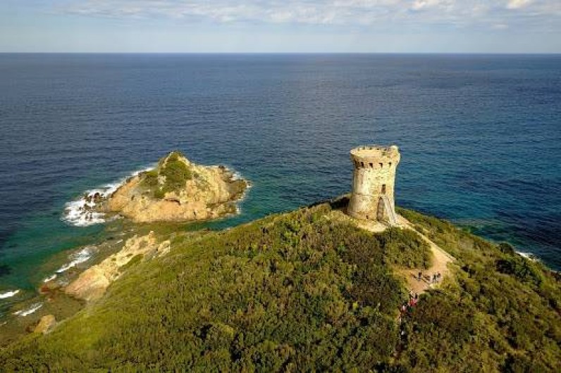 Location de vacances - Bungalow - Mobilhome à Ghisonaccia - Tour de Fautea (30 km)