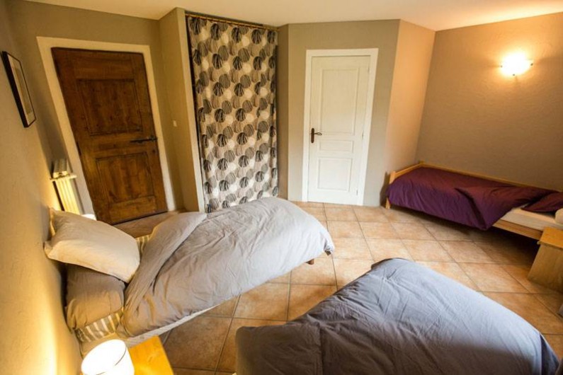 Location de vacances - Gîte à Castanet-le-Haut - Chambre "la Remise" 20m²