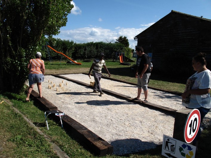 Location de vacances - Bungalow - Mobilhome à Gatteville-le-Phare - Terrain de pétanque