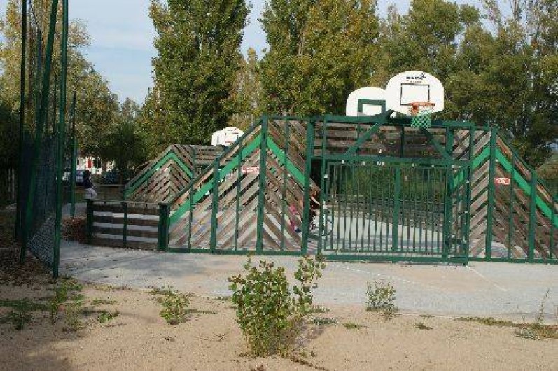 Location de vacances - Bungalow - Mobilhome à Fréjus - Terrain de basket
