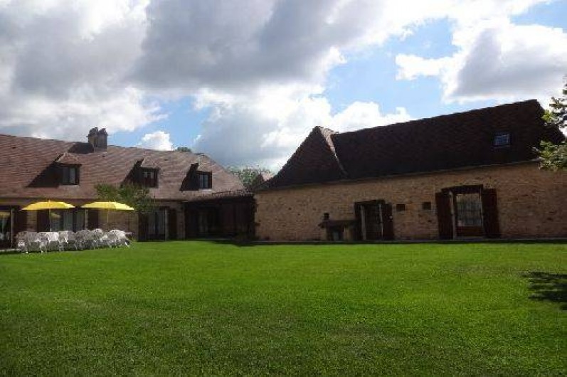 Location de vacances - Villa à Rouffignac-Saint-Cernin-de-Reilhac - pavillon