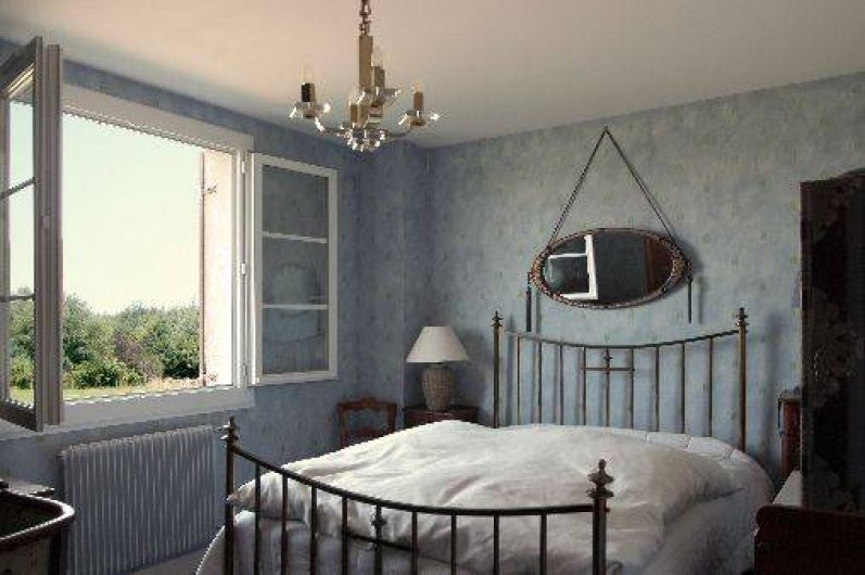 Location de vacances - Gîte à Autun - La chambre 'bleue'  1er étage - 2 Personnes
