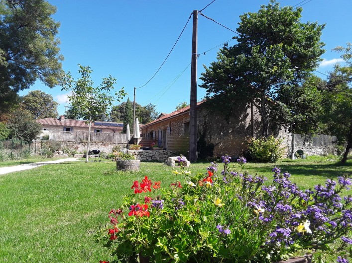 Location de vacances - Gîte à Sorges et Ligueux en Périgord - jardin