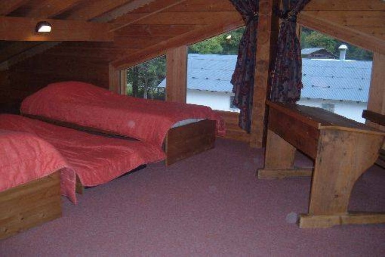 Location de vacances - Chalet à Hauteluce - mezzanine lits individuels