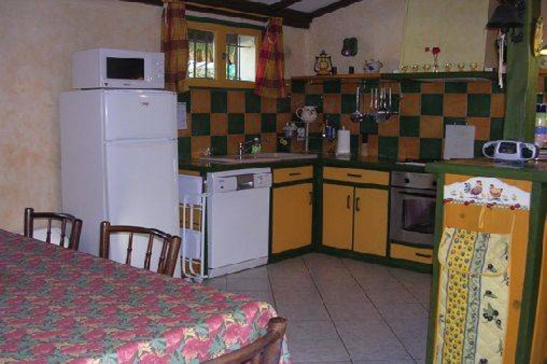 Location de vacances - Gîte à Molières-Cavaillac -  la cuisine style provençal