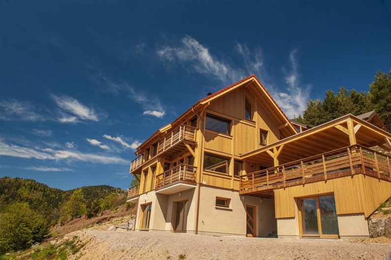Location de vacances - Chalet à Muhlbach-sur-Munster - INUÏ Grand Chalet-Spa de luxe 5 étoiles, Neuf