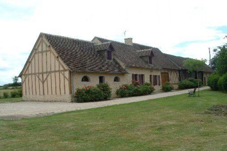 Location de vacances - Gîte à Saint-Mars-sous-Ballon - le parking