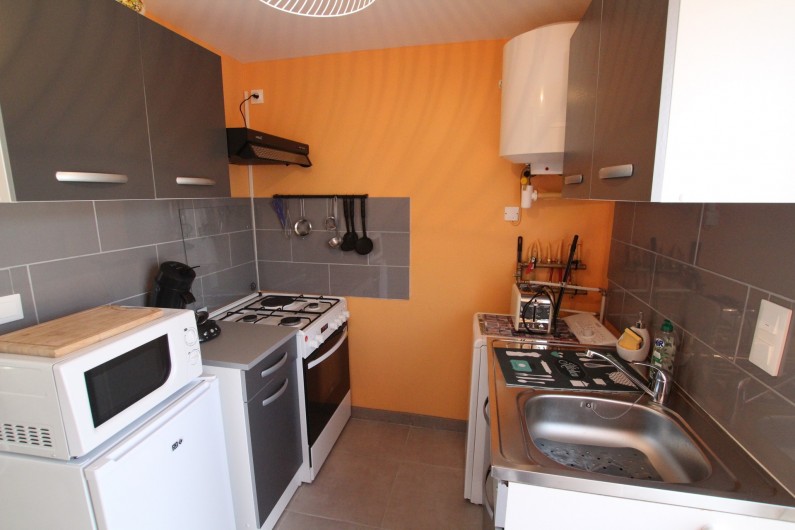 Location de vacances - Appartement à Yvetot-Bocage - CUISINE