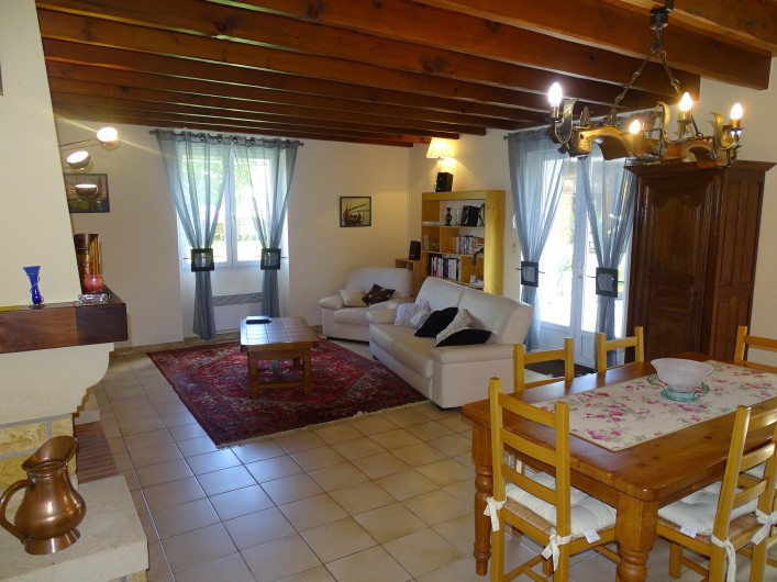 Location de vacances - Villa à Saint-Étienne-de-Fougères - Séjour