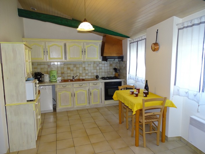 Location de vacances - Villa à Saint-Étienne-de-Fougères - Cuisine