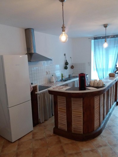 Location de vacances - Gîte à Pontorson - Cuisine et espace repas