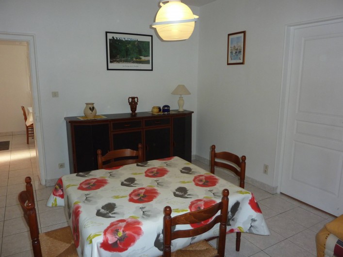 Location de vacances - Appartement à Cransac - Salon/salle à manger