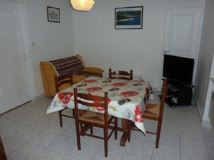 Location de vacances - Appartement à Cransac - Salon / salle à manger