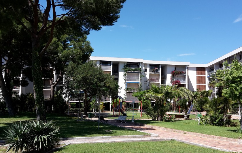 Location de vacances - Appartement à Cambrils - Jardin