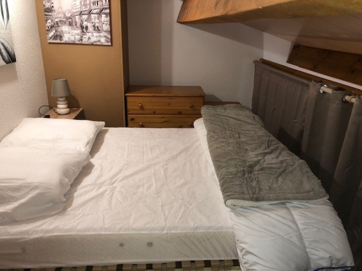 Location de vacances - Maison - Villa à Saint-Martin-de-Brômes - Chambre en mezzanine