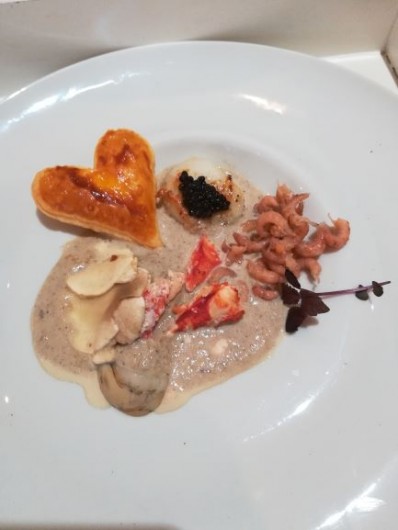 Location de vacances - Chambre d'hôtes à Saint-Avit-Sénieur - Homard crevettes St-Jacques