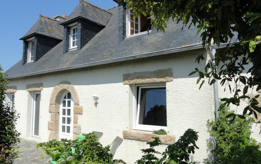 Location de vacances - Villa à Plougoulm - Maison coté sud avec terrasse