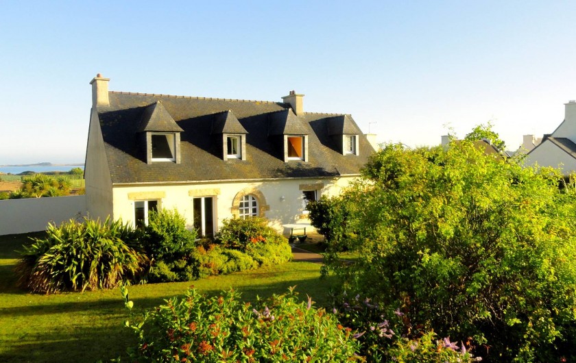 Location de vacances - Villa à Plougoulm - maison avec jardin vue mer