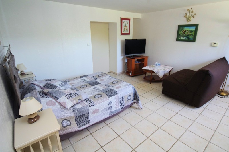 Location de vacances - Chambre d'hôtes à La Madeleine - Double chambre de plein pied avec terrasse privative Padirac 46m²