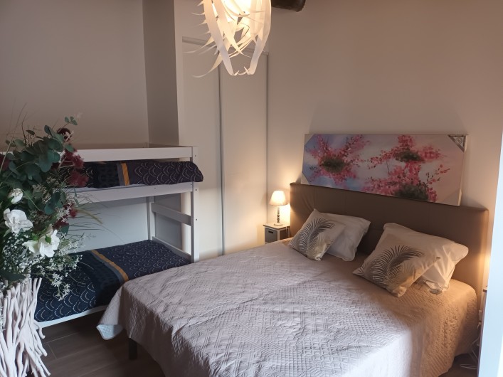 Location de vacances - Appartement à Morsiglia - CHAMBRE & LITS ENFANTS