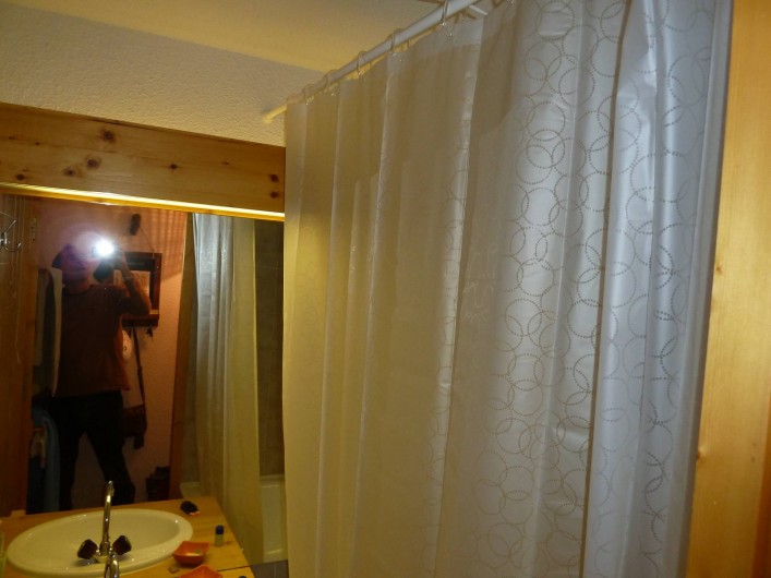 Location de vacances - Studio à Pralognan-la-Vanoise - salle de bains