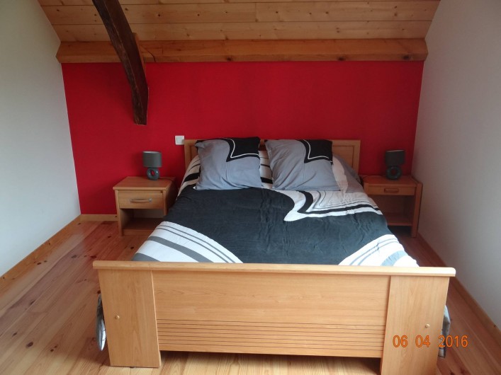 Location de vacances - Maison - Villa à Astugue - Chambre étage lit en 140