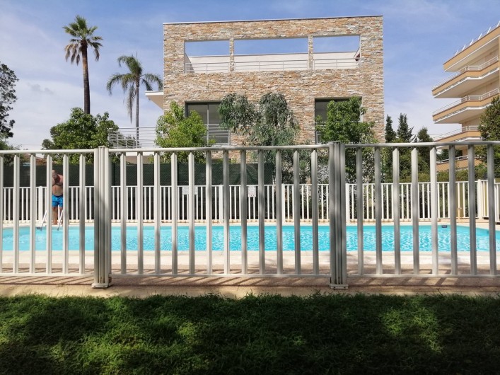 Location de vacances - Appartement à Juan les Pins - la piscine