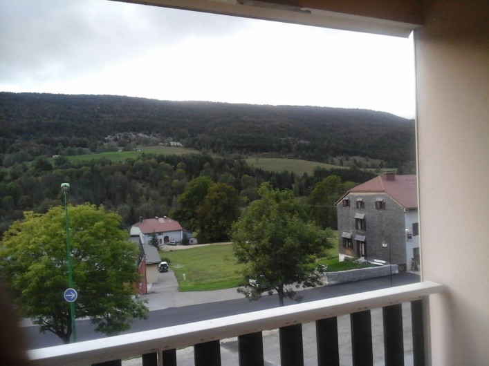 Location de vacances - Appartement à Lélex - Vue de l'appartement