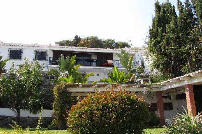Location de vacances - Villa à Almuñécar - maison vue du jardin