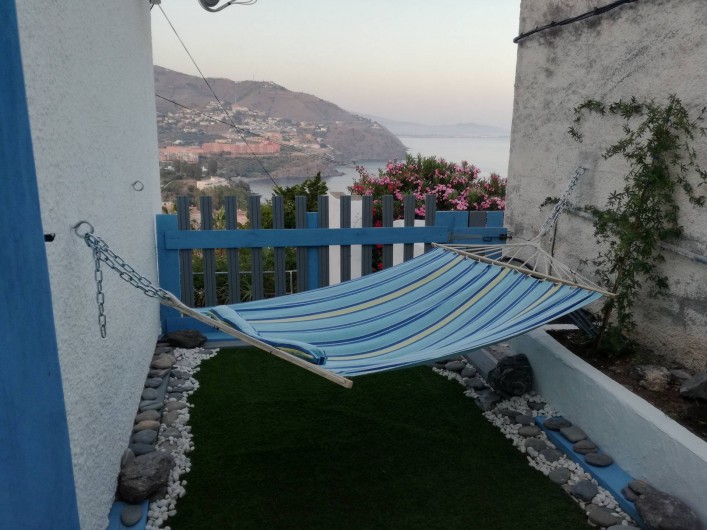 Location de vacances - Villa à Almuñécar - hamac avec vue sur mer  terrasse