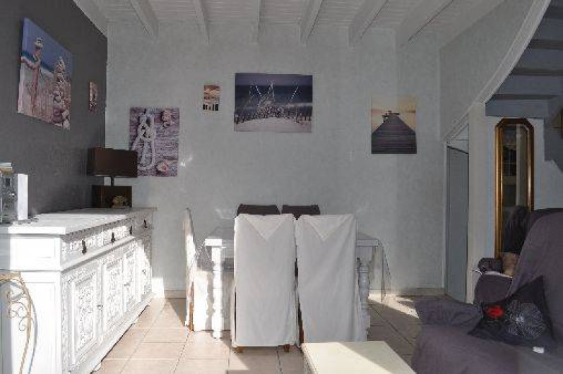 Location de vacances - Gîte à Penvénan - Salon/salle à manger vu de l'extérieur