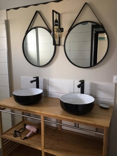 Location de vacances - Appartement à Pirou - Salle de bain