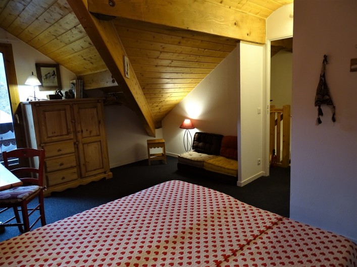 Location de vacances - Appartement à Station de Risoul 1850 - Grande chambre du Lynx