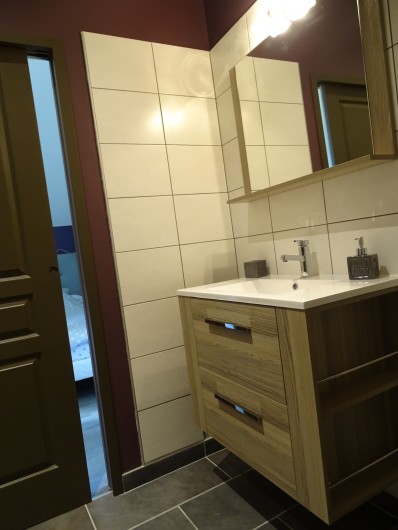 Location de vacances - Gîte à Bozouls - Salle de douche