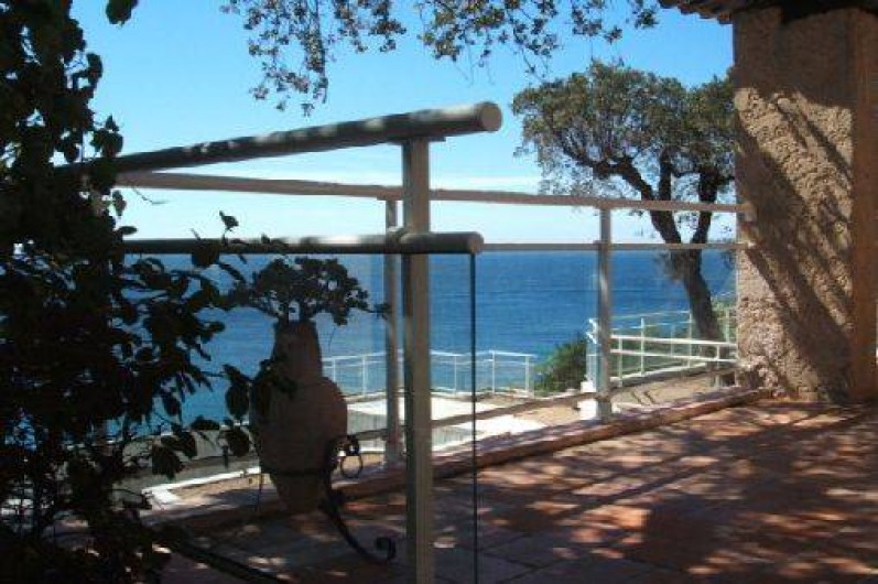 Location de vacances - Appartement à Rayol-Canadel-sur-Mer