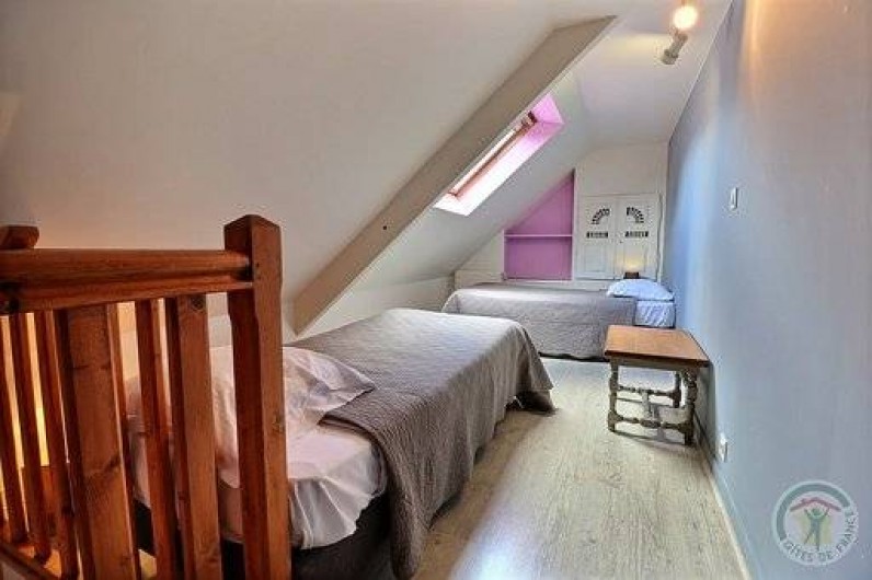 Location de vacances - Chambre d'hôtes à Mont-Dol - chambre familiale étage