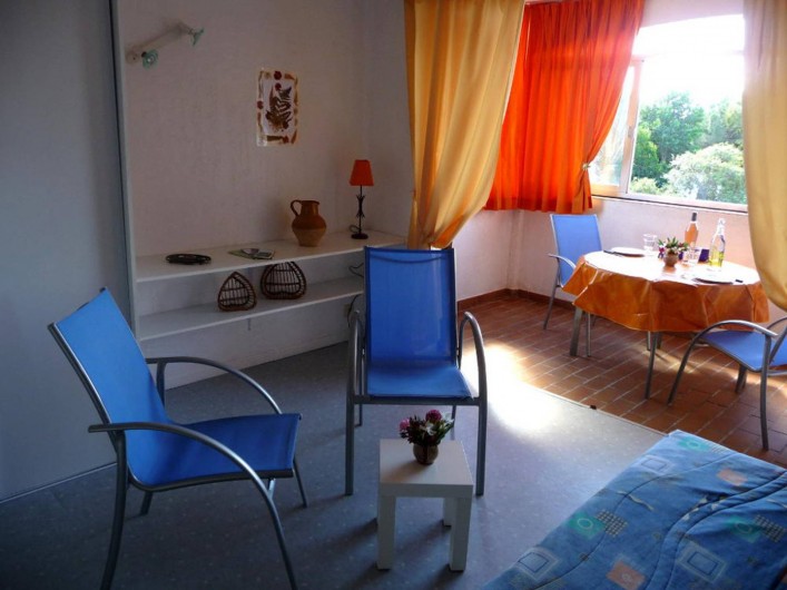 Location de vacances - Studio à Cavalaire-sur-Mer - Séjour