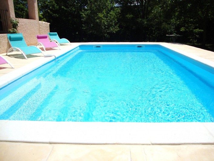 Location de vacances - Villa à Salernes - Piscine