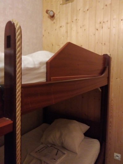 Location de vacances - Studio à La Bresse - coin montagne , avec un lit super posé