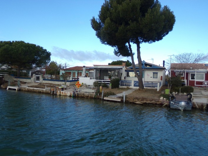 Location de vacances - Péniche à Frontignan - LE LONG DE LA PROMENADE LES CABANE DES PECHEURS