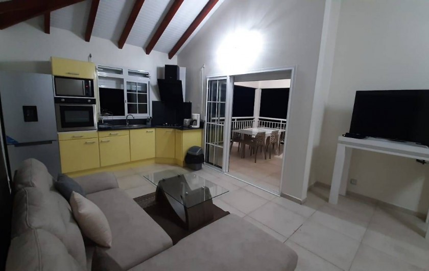 Location de vacances - Appartement à Sainte-Anne - SEJOUR CUISINE