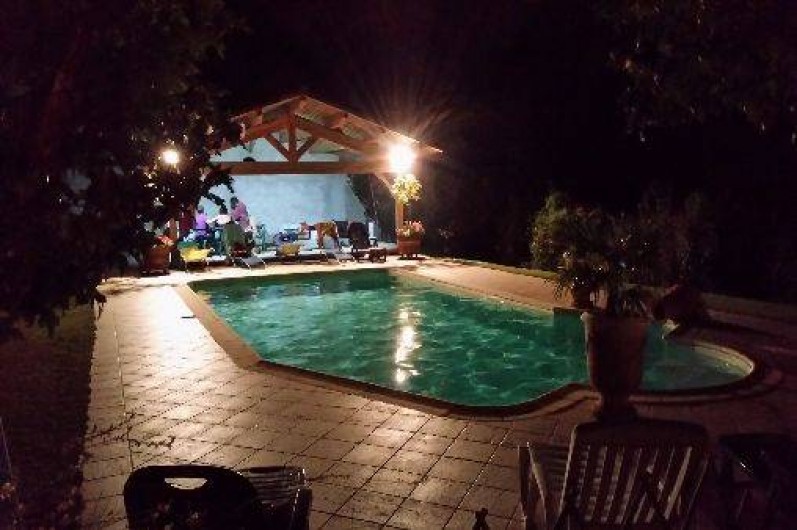 Location de vacances - Villa à Malaucène - La piscine de nuit