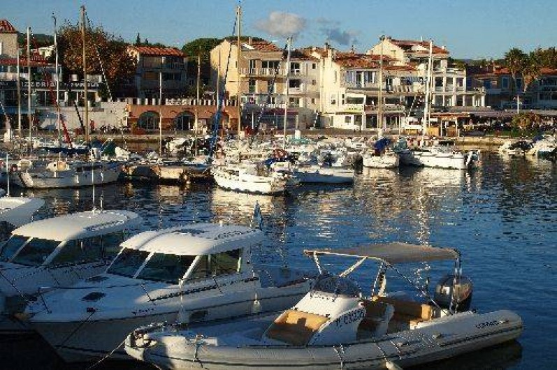 Location de vacances - Studio à Saint-Cyr-sur-Mer